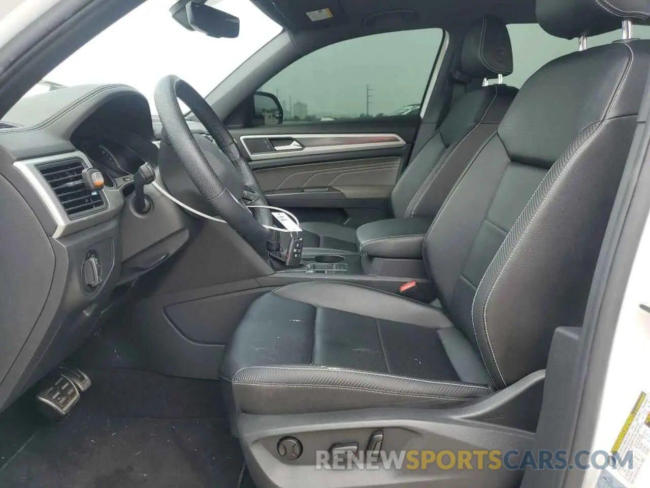 7 Photograph of a damaged car 1V2ME2CA7MC238322 VOLKSWAGEN ATLAS 2021