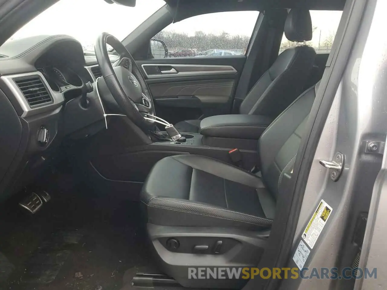 7 Photograph of a damaged car 1V2NE2CA7MC211044 VOLKSWAGEN ATLAS 2021