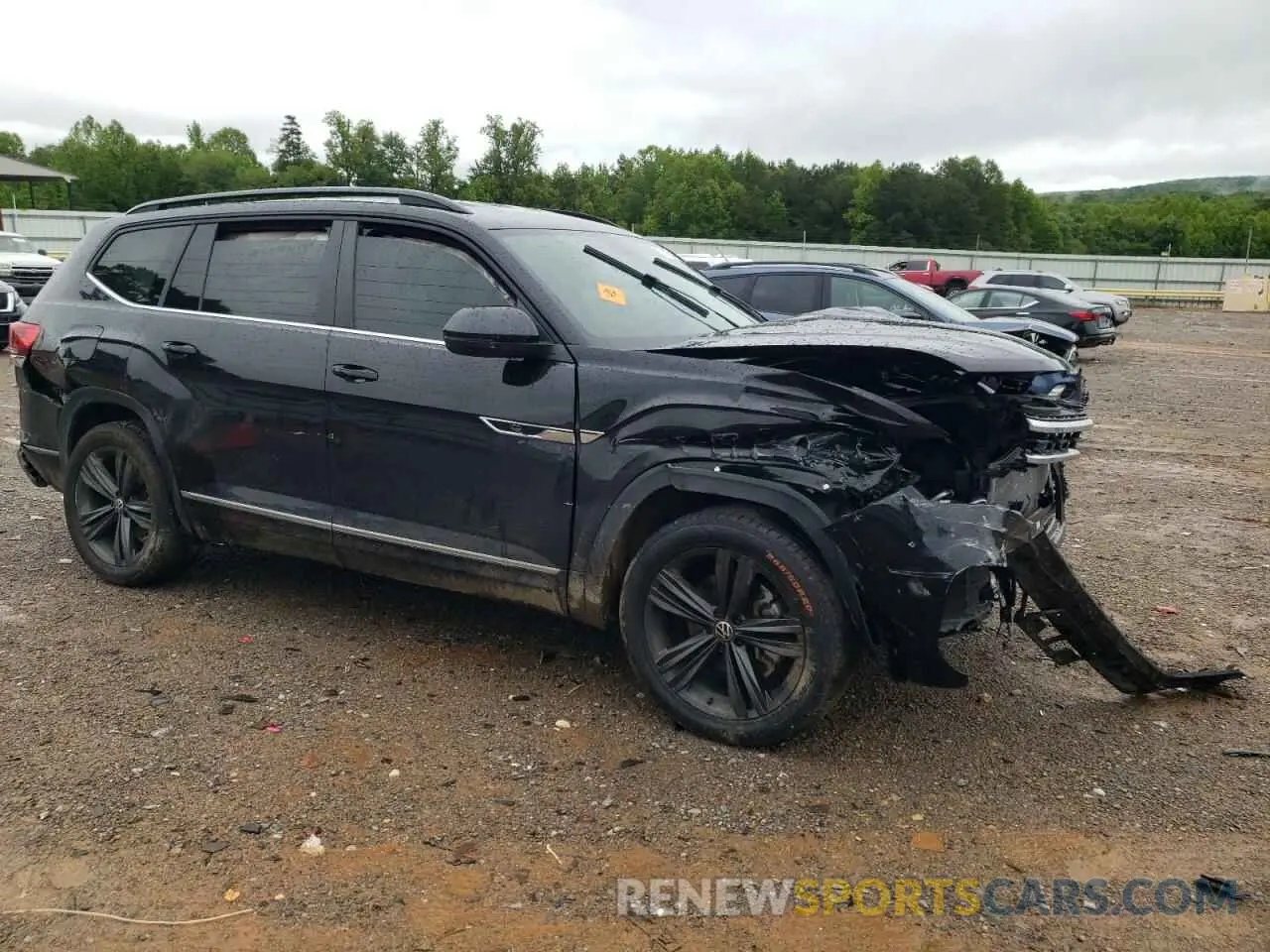 4 Photograph of a damaged car 1V2NR2CA0MC592000 VOLKSWAGEN ATLAS 2021