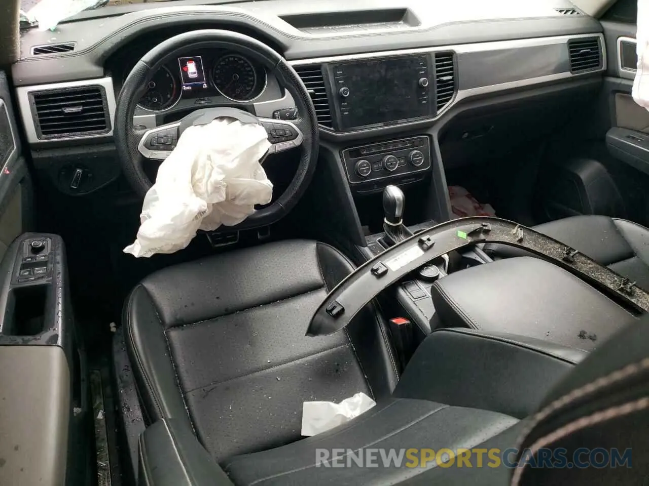 8 Photograph of a damaged car 1V2NR2CA0MC592000 VOLKSWAGEN ATLAS 2021