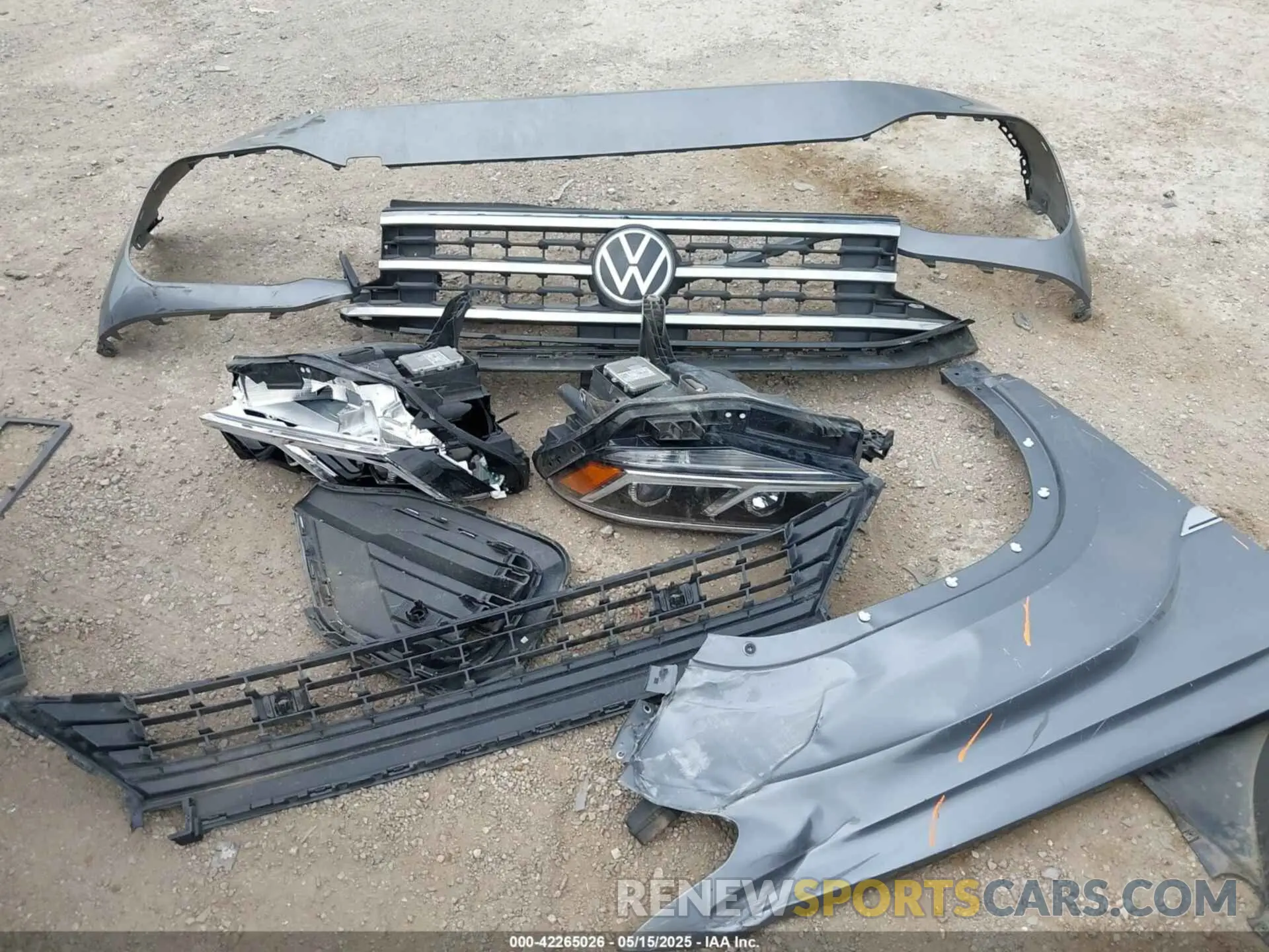 12 Photograph of a damaged car 1V2NR2CA4MC529207 VOLKSWAGEN ATLAS 2021