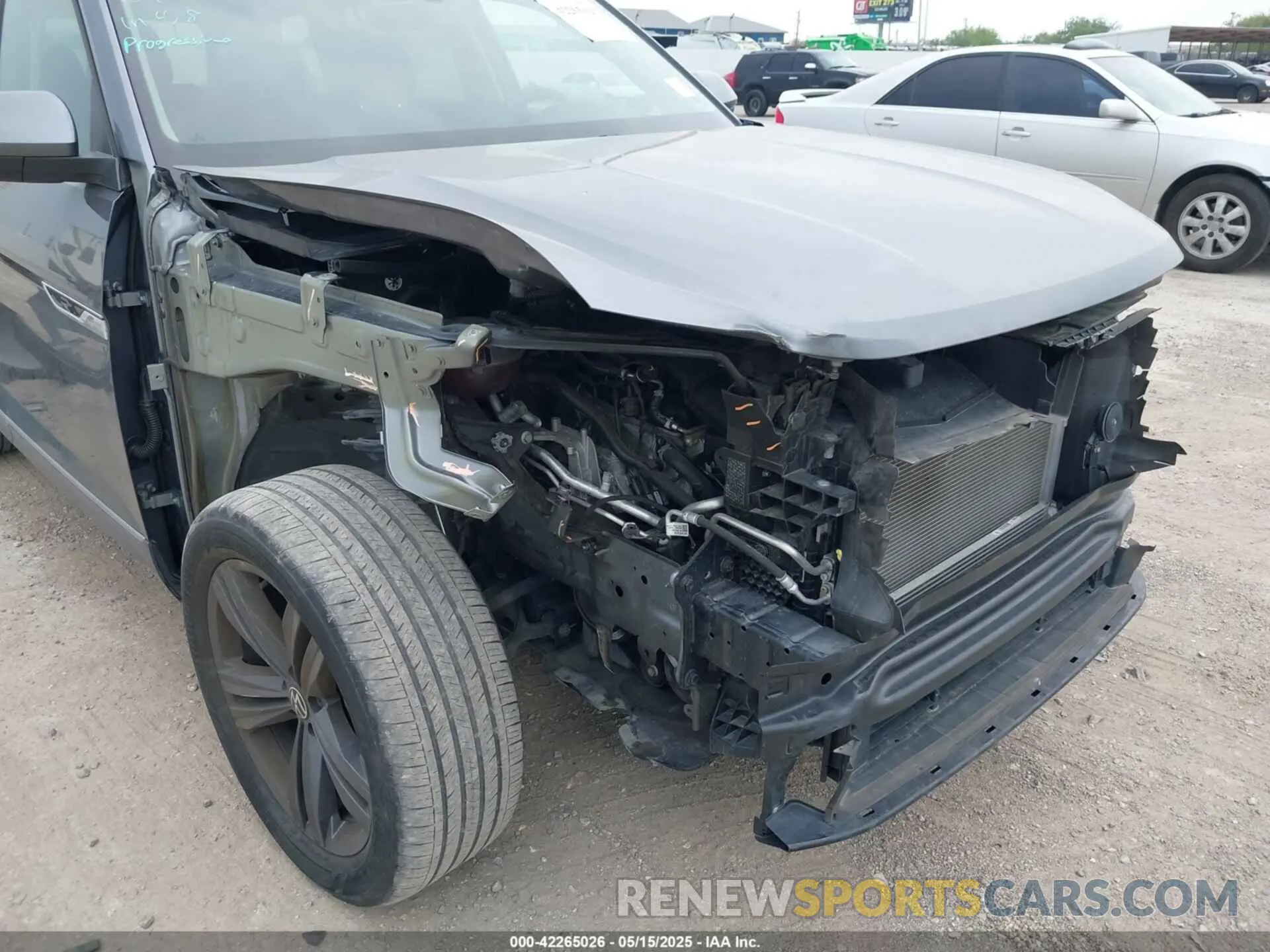 6 Photograph of a damaged car 1V2NR2CA4MC529207 VOLKSWAGEN ATLAS 2021