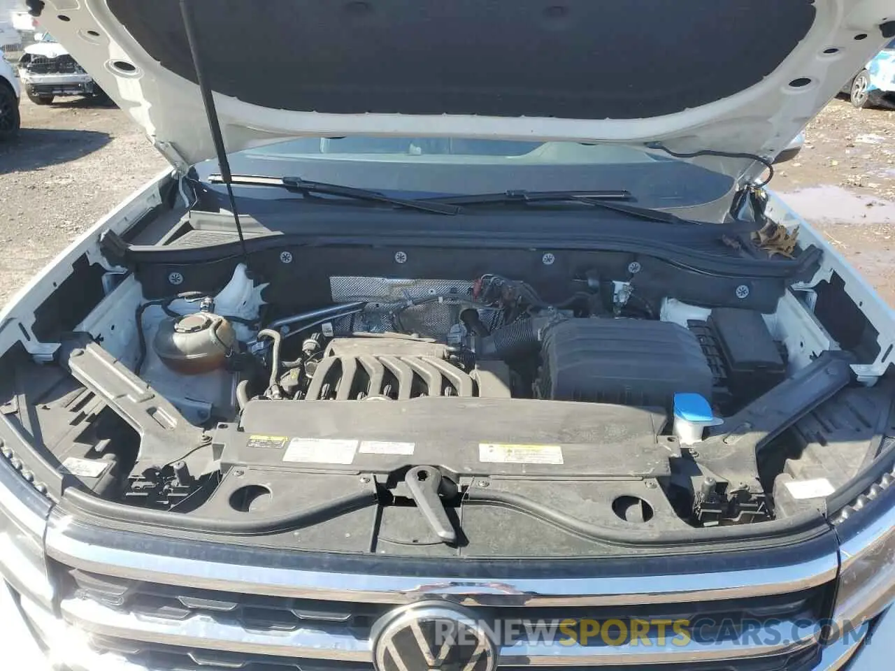 13 Photograph of a damaged car 1V2PE2CA1MC237020 VOLKSWAGEN ATLAS 2021