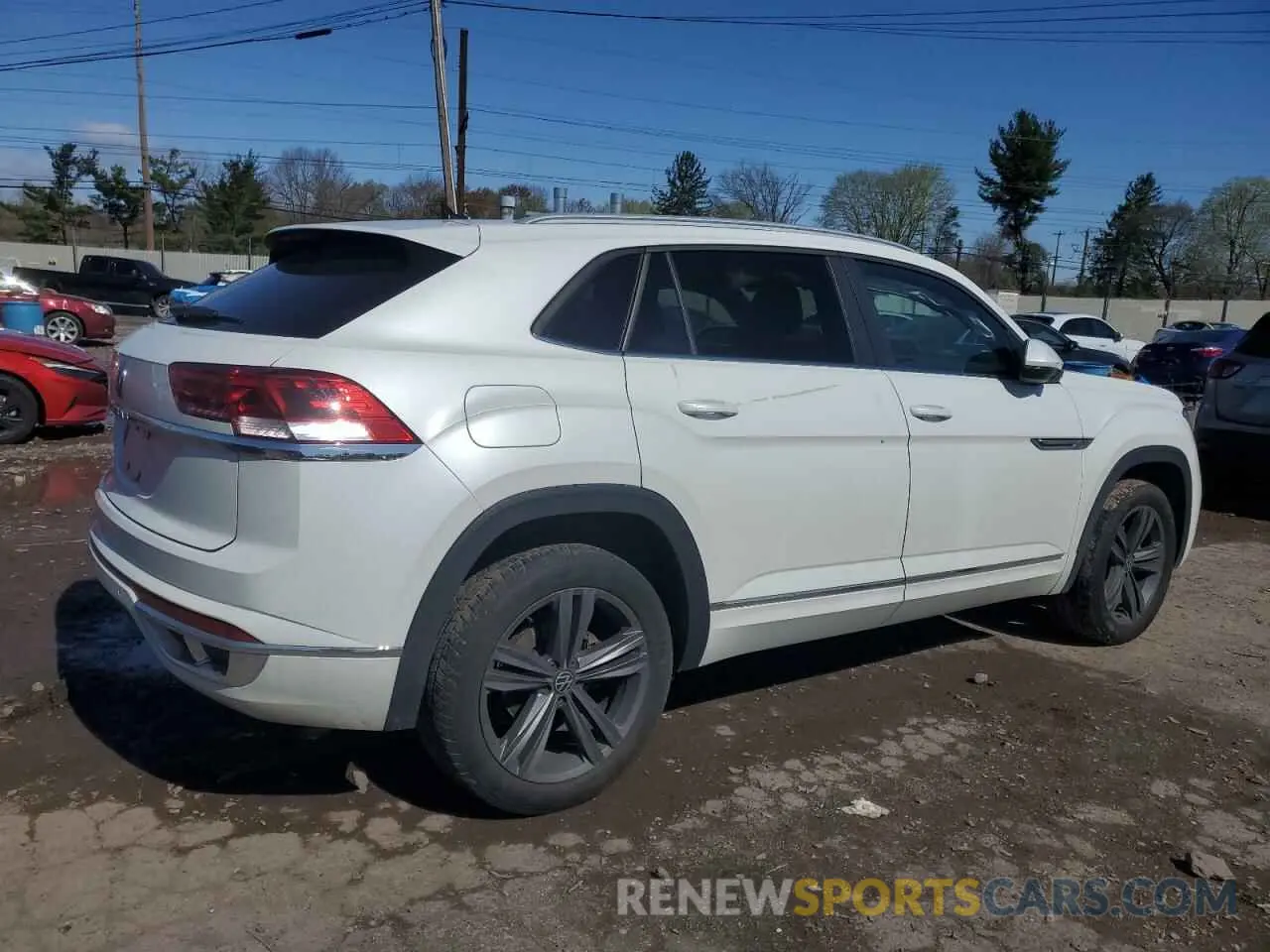 3 Photograph of a damaged car 1V2PE2CA1MC237020 VOLKSWAGEN ATLAS 2021