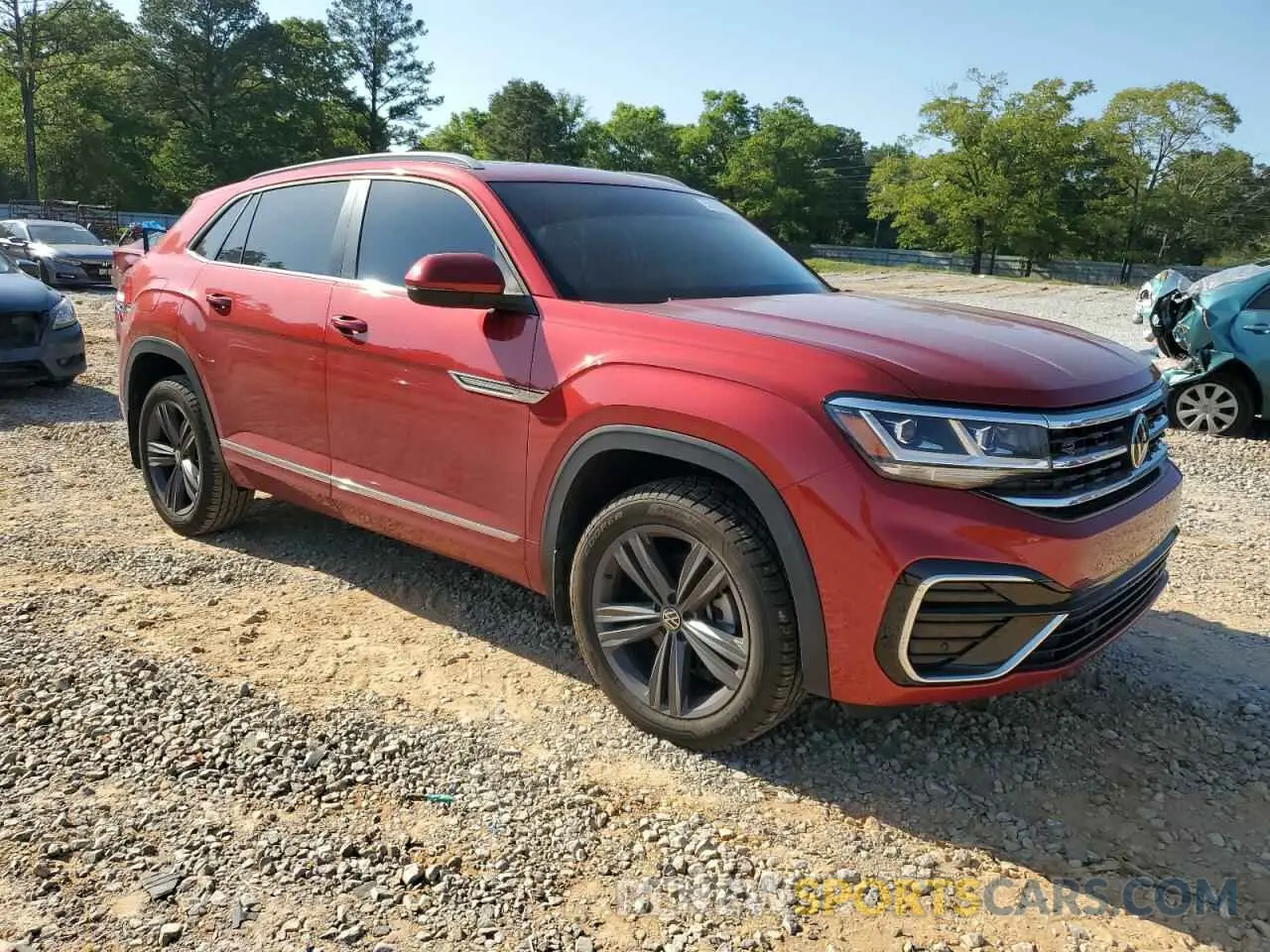 4 Photograph of a damaged car 1V2PE2CA6MC229995 VOLKSWAGEN ATLAS 2021