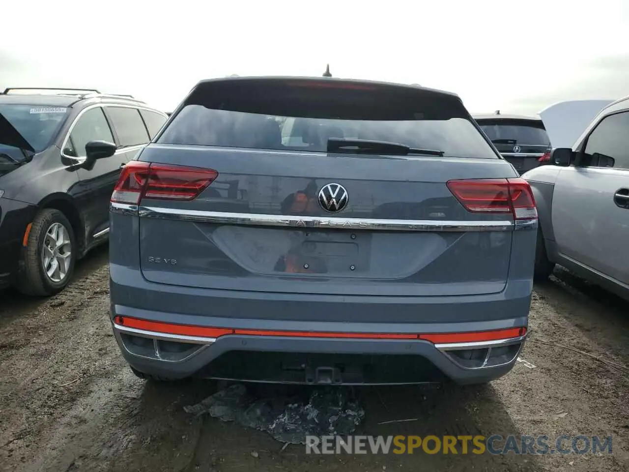 6 Photograph of a damaged car 1V2PE2CAXMC217963 VOLKSWAGEN ATLAS 2021