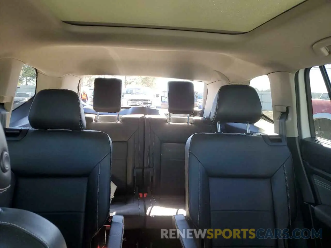 10 Photograph of a damaged car 1V2PR2CA3MC562630 VOLKSWAGEN ATLAS 2021