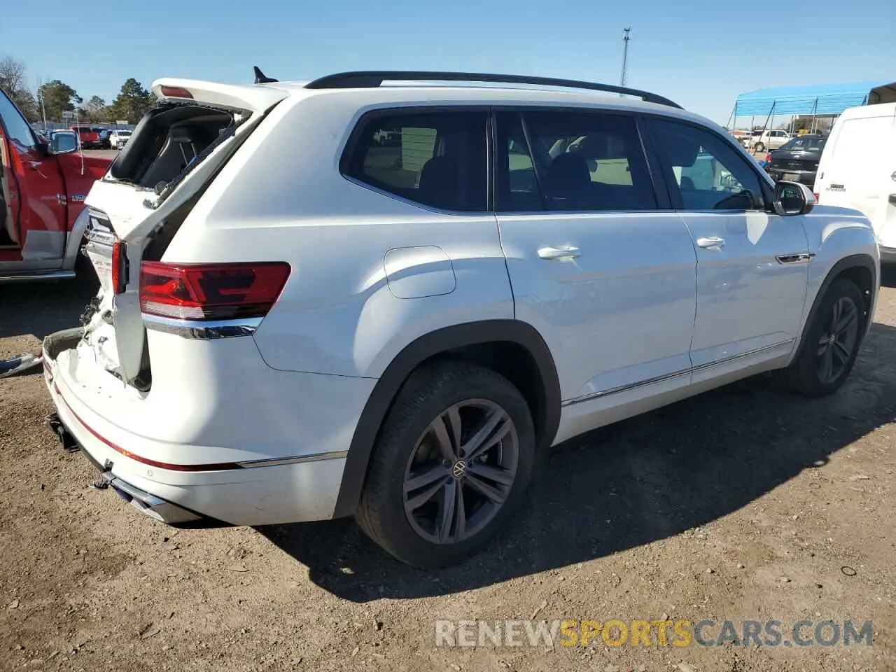 3 Photograph of a damaged car 1V2PR2CA3MC562630 VOLKSWAGEN ATLAS 2021