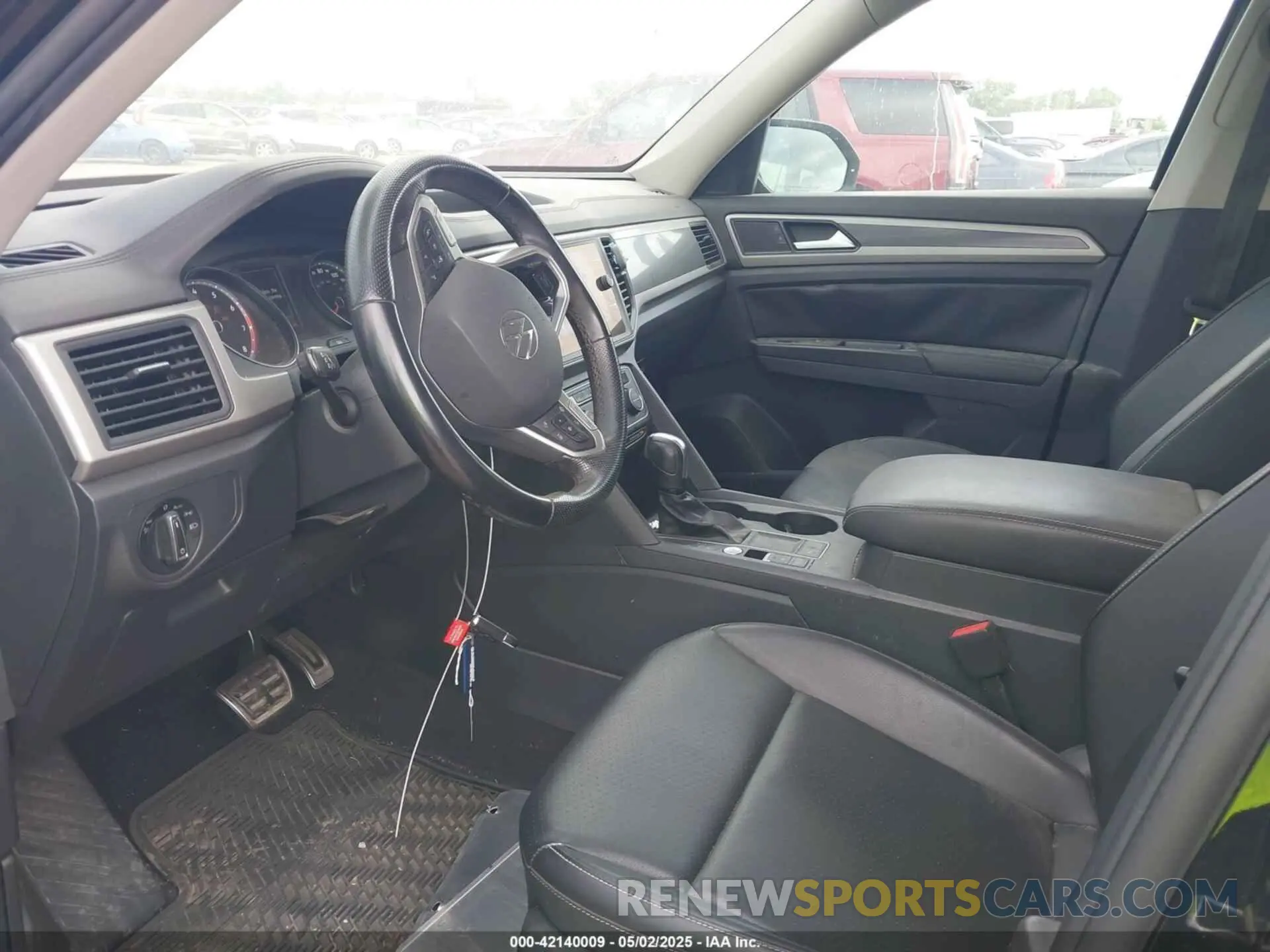 5 Photograph of a damaged car 1V2PR2CA4MC523500 VOLKSWAGEN ATLAS 2021