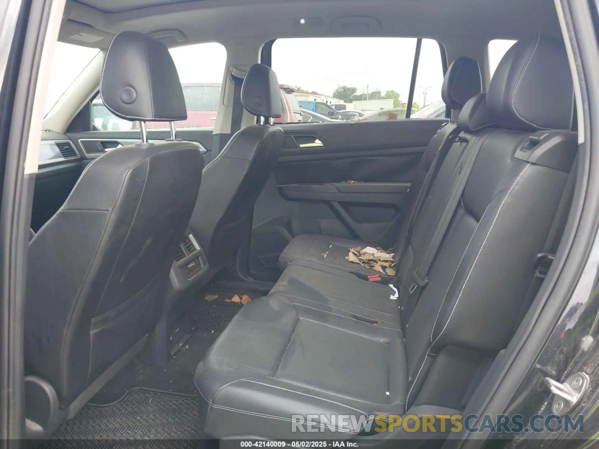 8 Photograph of a damaged car 1V2PR2CA4MC523500 VOLKSWAGEN ATLAS 2021