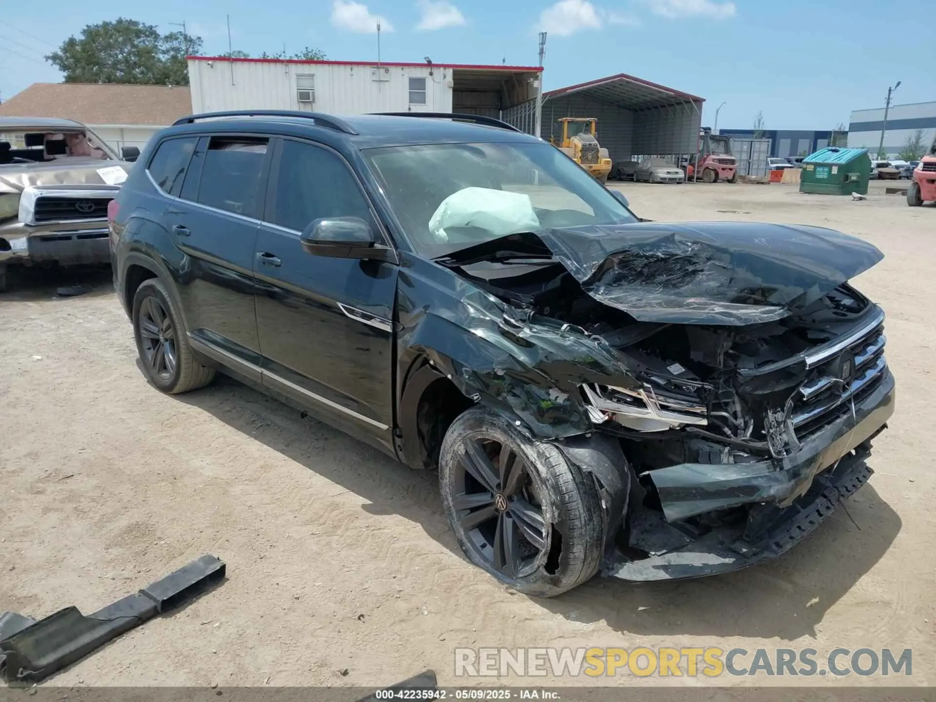 1 Photograph of a damaged car 1V2PR2CA7MC510191 VOLKSWAGEN ATLAS 2021