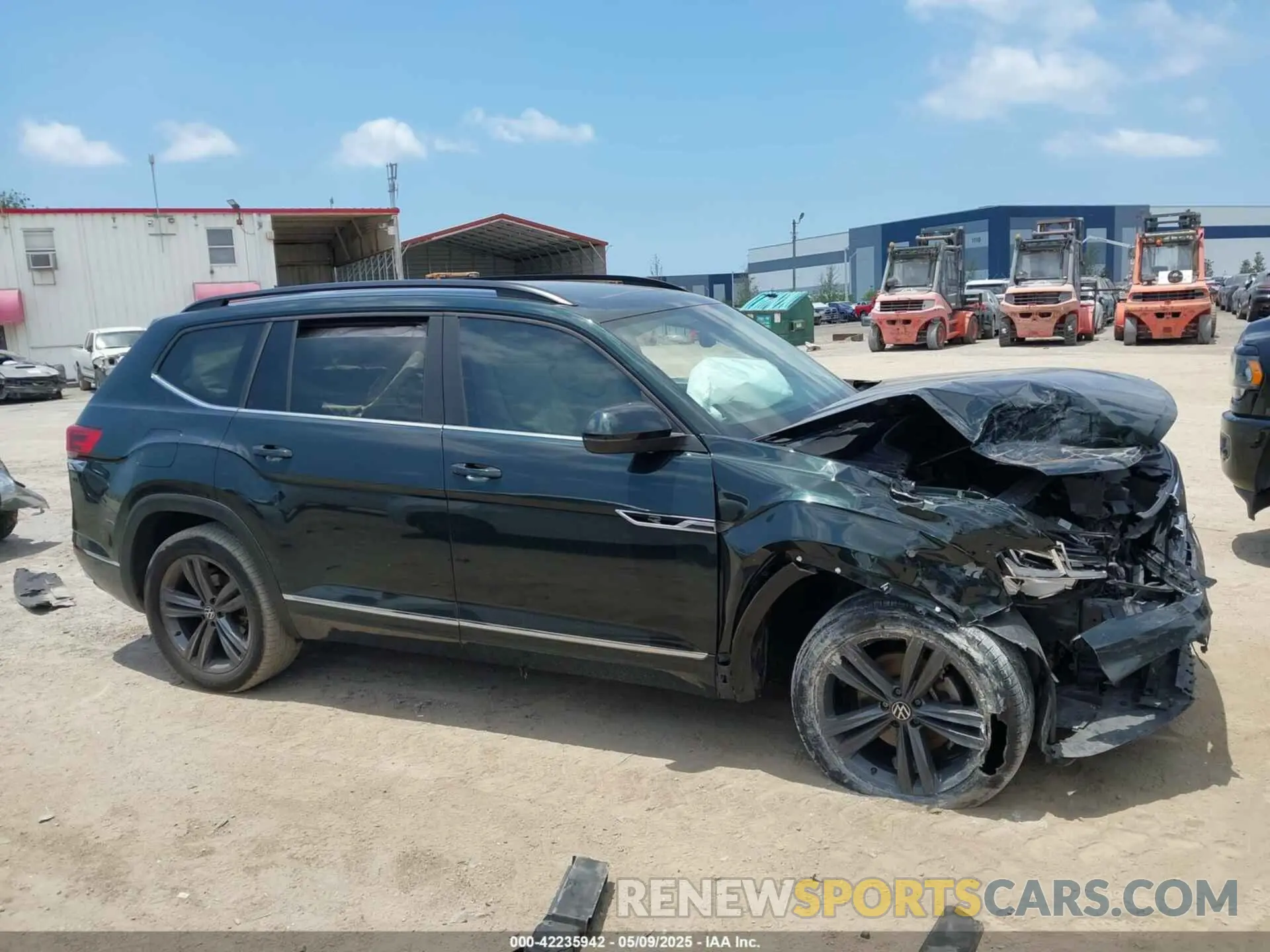 13 Photograph of a damaged car 1V2PR2CA7MC510191 VOLKSWAGEN ATLAS 2021