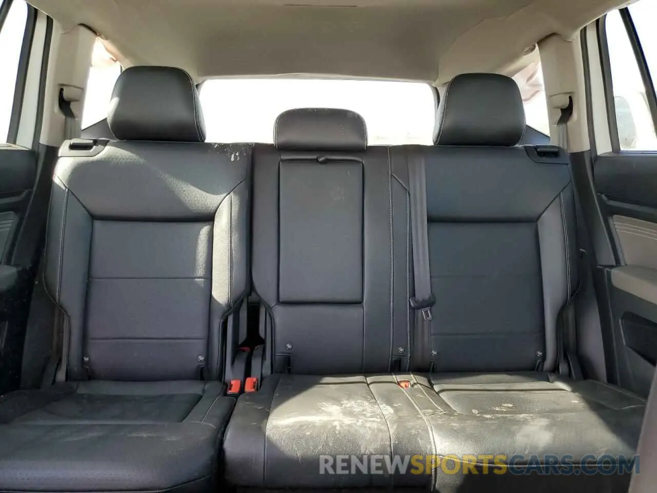 10 Photograph of a damaged car 1V2PR2CA7MC569242 VOLKSWAGEN ATLAS 2021