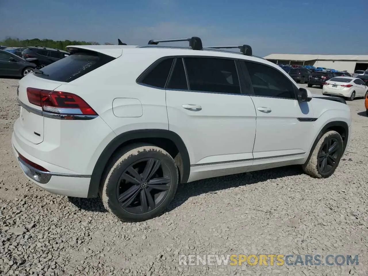 3 Photograph of a damaged car 1V2RE2CAXMC213615 VOLKSWAGEN ATLAS 2021
