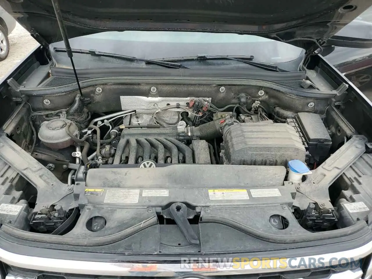 11 Photograph of a damaged car 1V2RR2CA6MC600750 VOLKSWAGEN ATLAS 2021