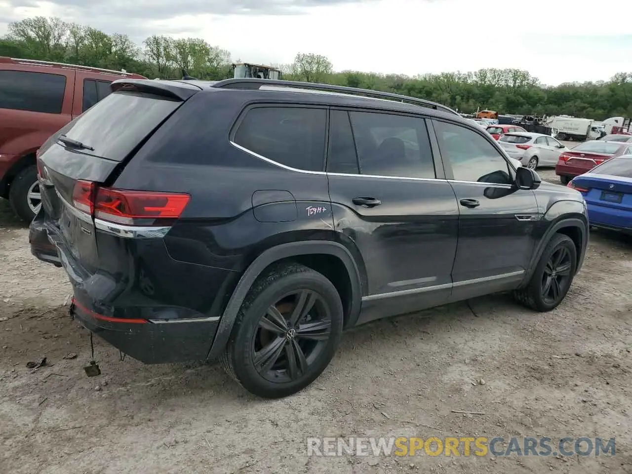 3 Photograph of a damaged car 1V2RR2CA6MC600750 VOLKSWAGEN ATLAS 2021