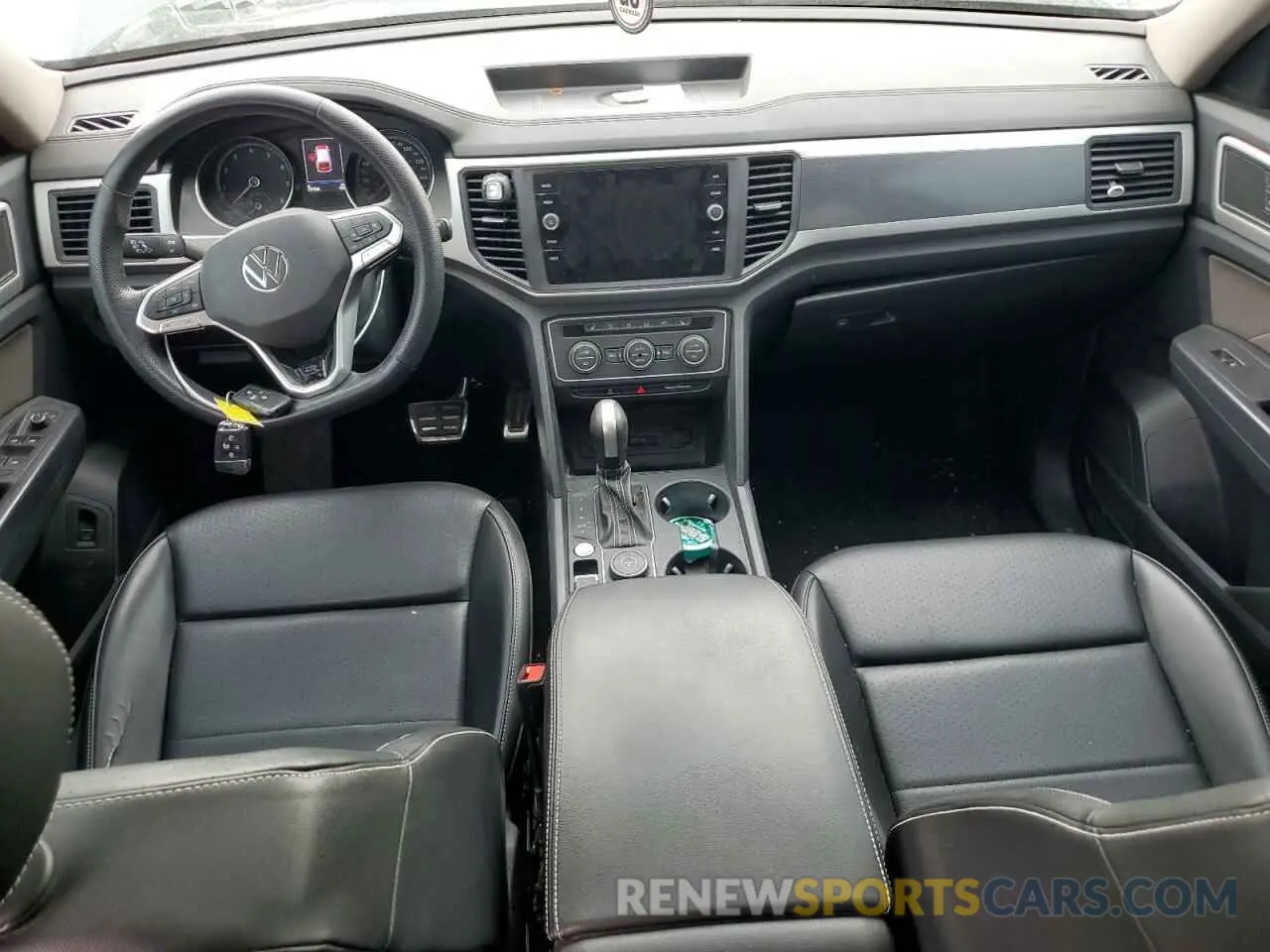 8 Photograph of a damaged car 1V2RR2CA6MC600750 VOLKSWAGEN ATLAS 2021