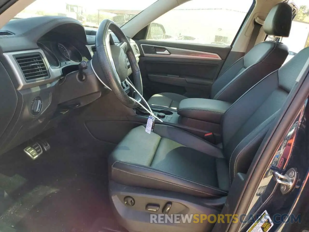 7 Photograph of a damaged car 1V2RR2CA8MC531821 VOLKSWAGEN ATLAS 2021