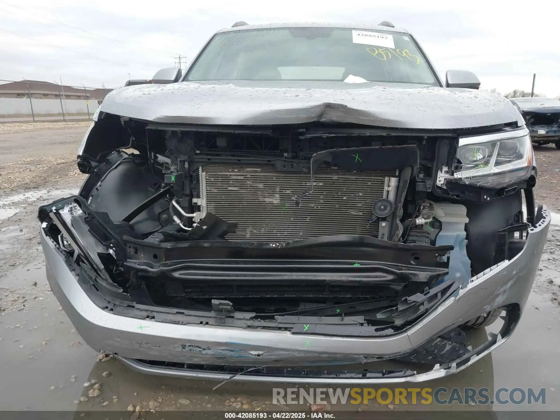 12 Photograph of a damaged car 1V2RR2CA8MC534539 VOLKSWAGEN ATLAS 2021