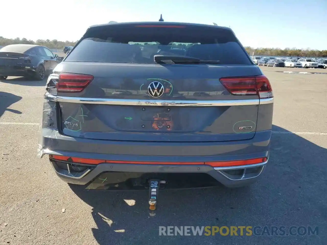 6 Photograph of a damaged car 1V2SE2CA4MC236762 VOLKSWAGEN ATLAS 2021