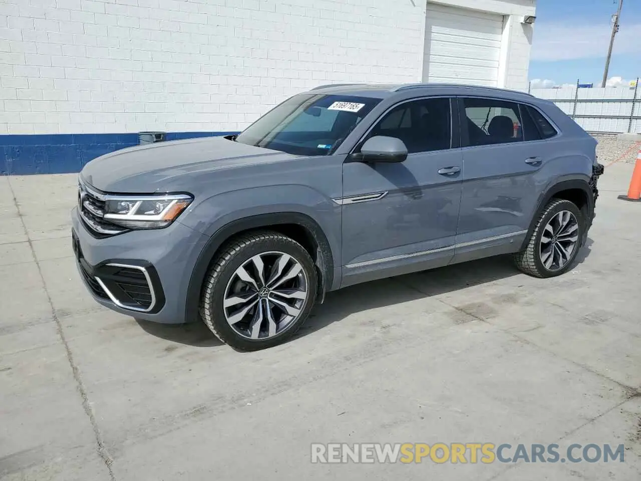 1 Photograph of a damaged car 1V2SE2CA8MC219429 VOLKSWAGEN ATLAS 2021