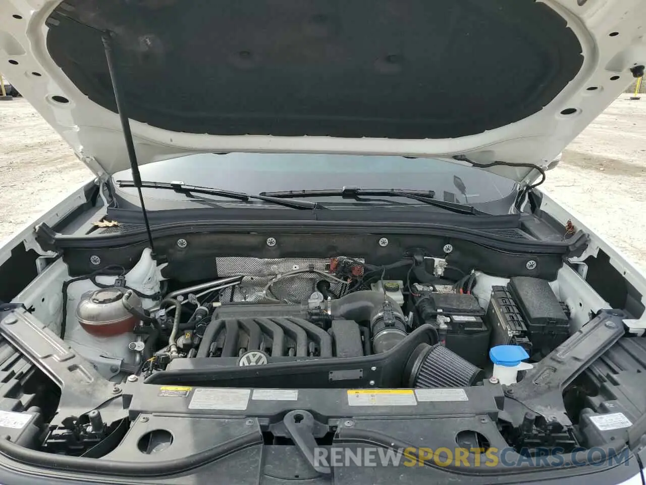 12 Photograph of a damaged car 1V2SR2CA8MC584357 VOLKSWAGEN ATLAS 2021