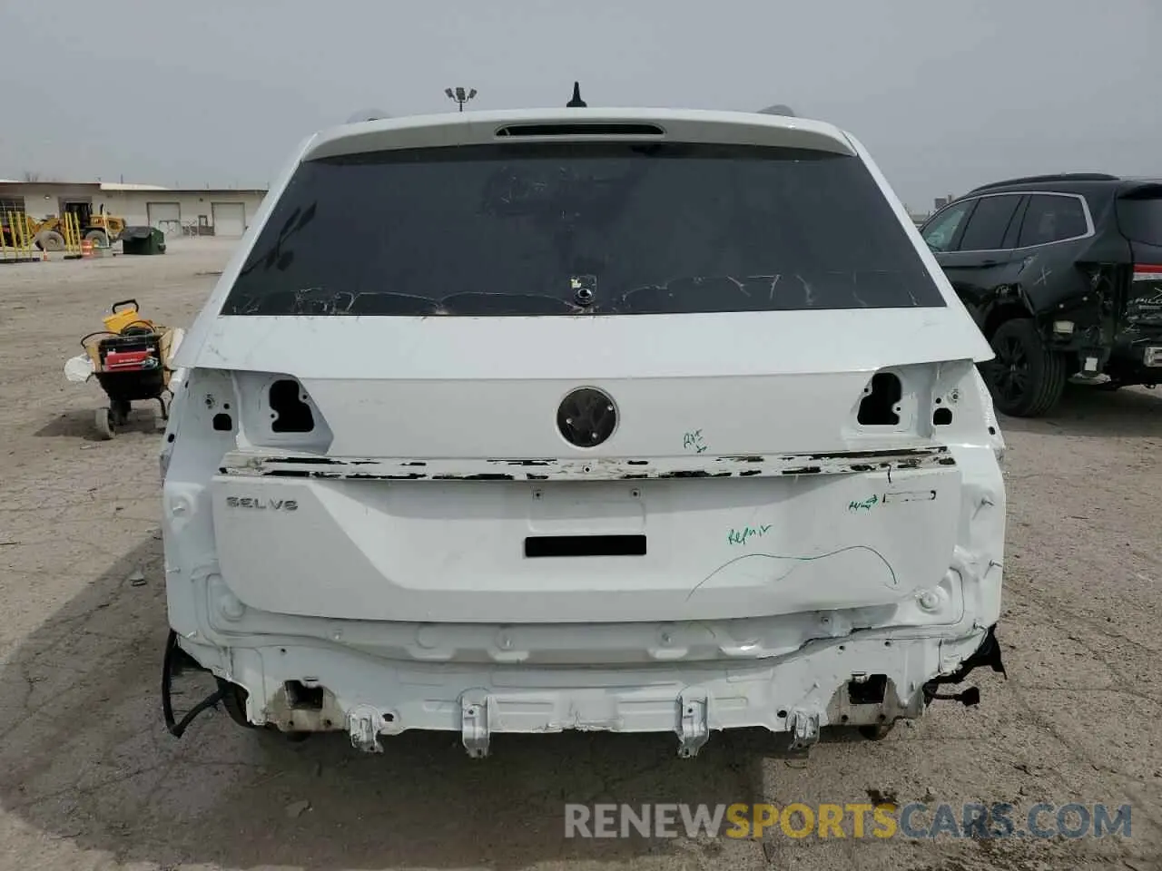 6 Photograph of a damaged car 1V2SR2CA8MC584357 VOLKSWAGEN ATLAS 2021