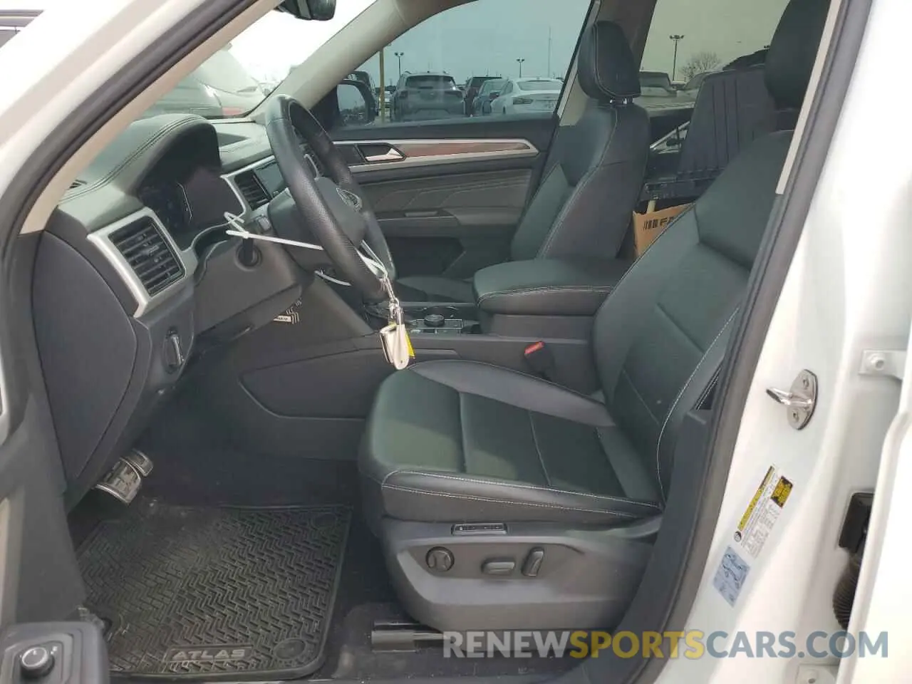 7 Photograph of a damaged car 1V2SR2CA8MC584357 VOLKSWAGEN ATLAS 2021