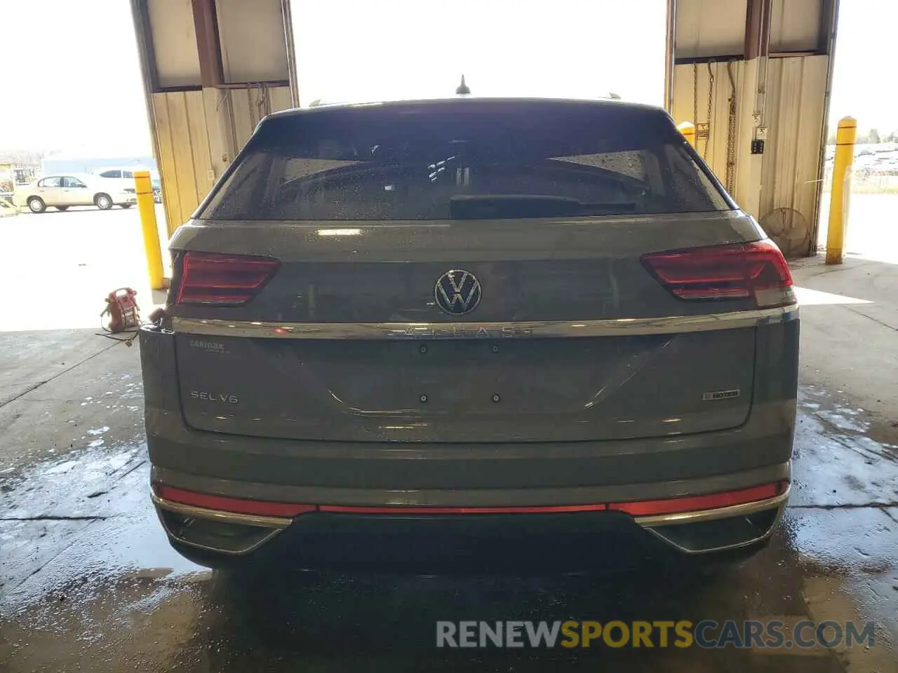 6 Photograph of a damaged car 1V2TE2CA9MC235207 VOLKSWAGEN ATLAS 2021
