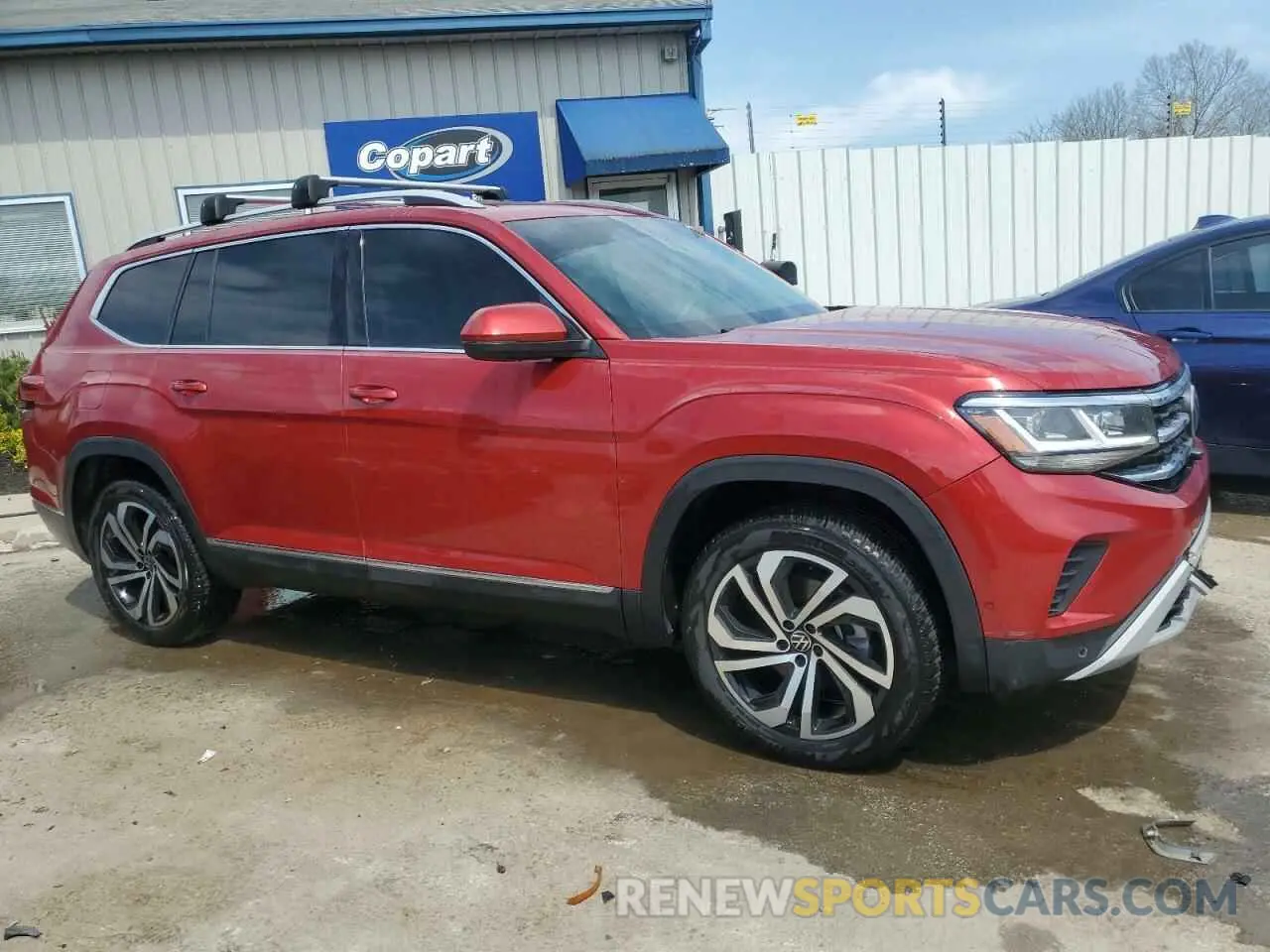4 Photograph of a damaged car 1V2TP2CA2MC562543 VOLKSWAGEN ATLAS 2021