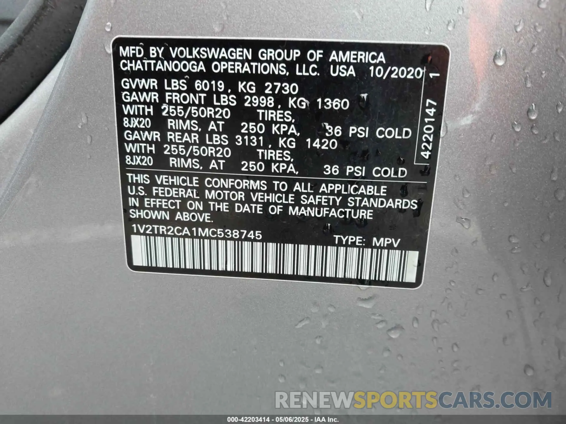 9 Photograph of a damaged car 1V2TR2CA1MC538745 VOLKSWAGEN ATLAS 2021