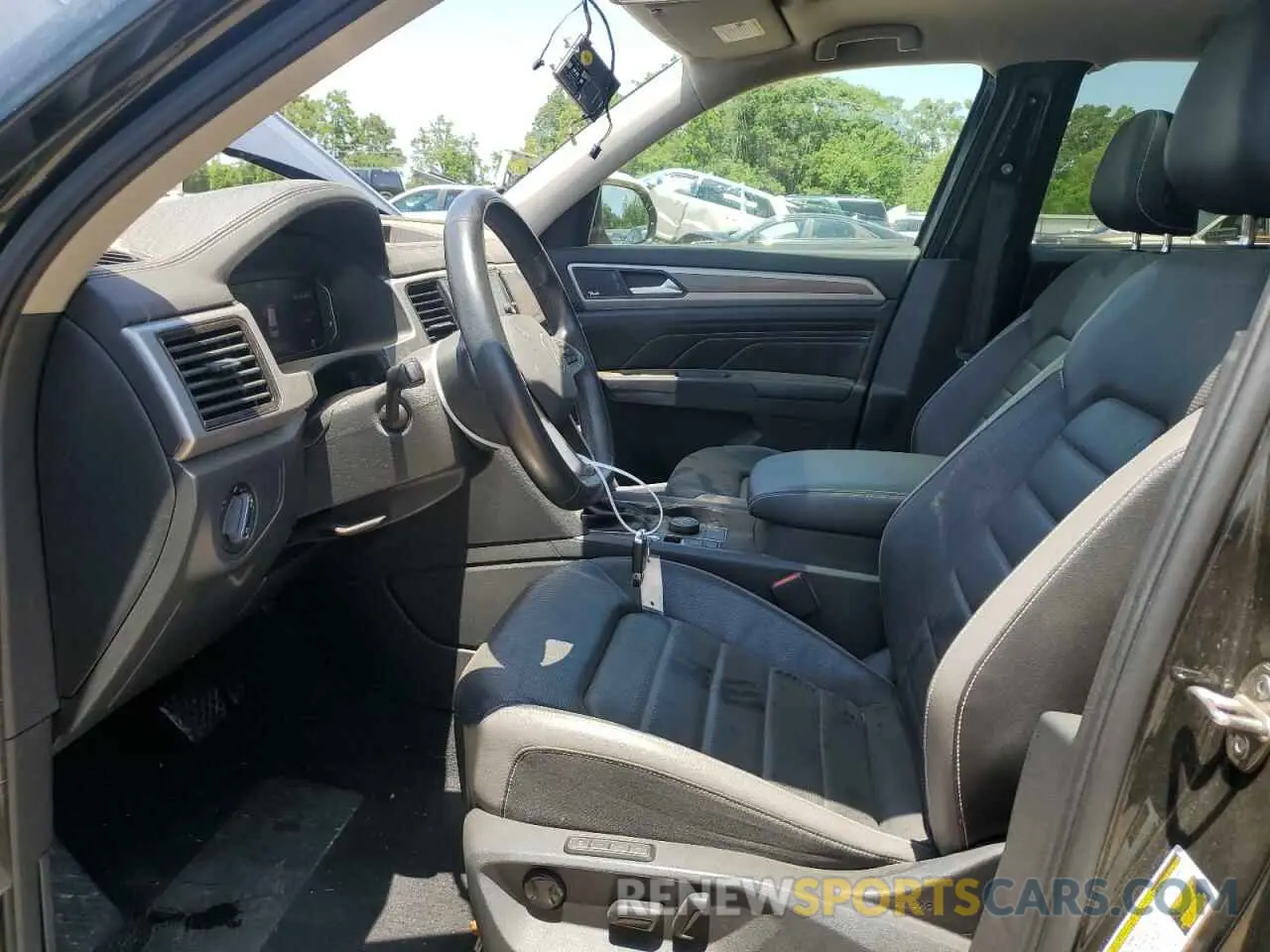 7 Photograph of a damaged car 1V2TR2CA7MC514918 VOLKSWAGEN ATLAS 2021