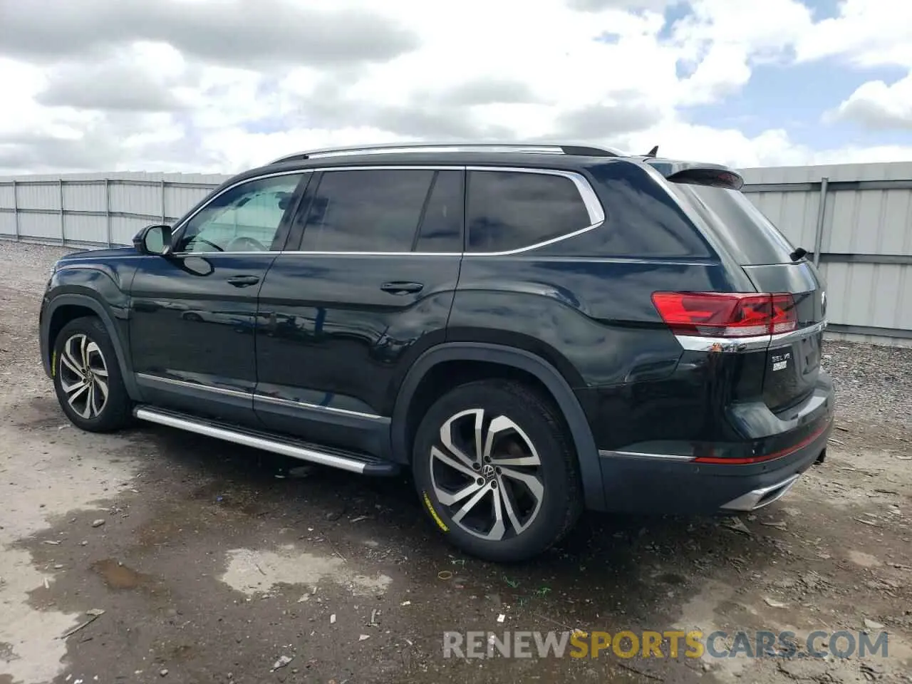 2 Photograph of a damaged car 1V2TR2CA8MC516807 VOLKSWAGEN ATLAS 2021