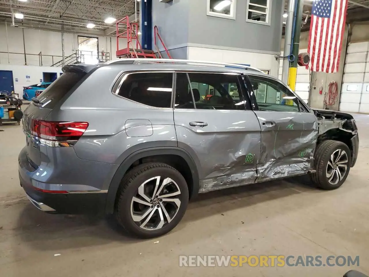 3 Photograph of a damaged car 1V2TR2CA8MC520890 VOLKSWAGEN ATLAS 2021