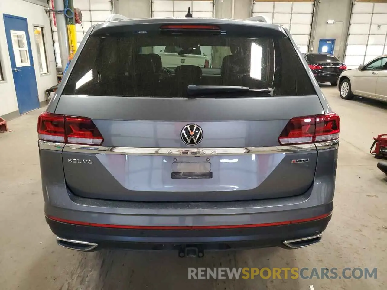 6 Photograph of a damaged car 1V2TR2CA8MC520890 VOLKSWAGEN ATLAS 2021