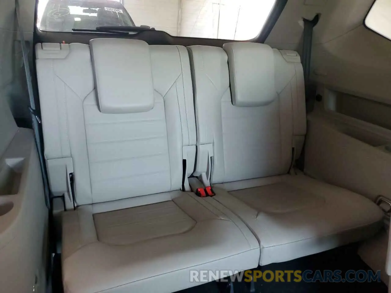 10 Photograph of a damaged car 1V2TR2CA8MC529511 VOLKSWAGEN ATLAS 2021