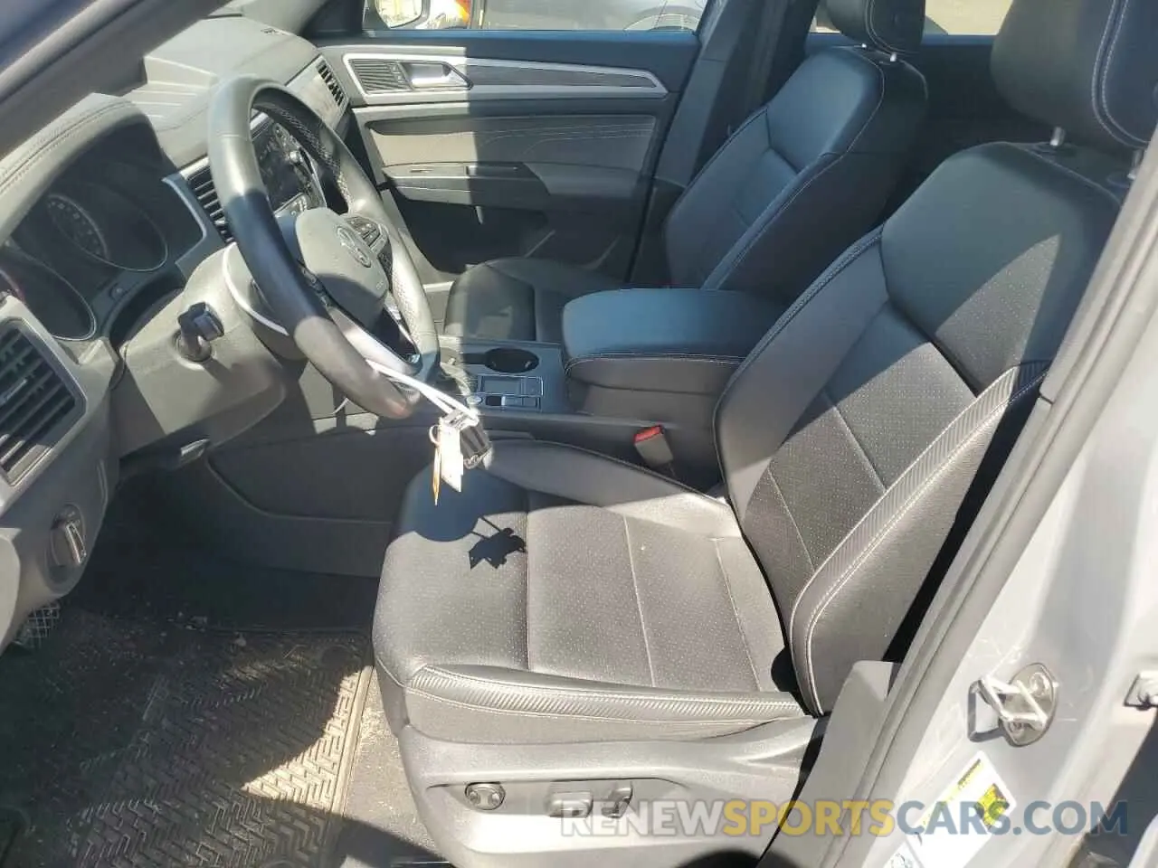 7 Photograph of a damaged car 1V2WC2CA5MC206368 VOLKSWAGEN ATLAS 2021