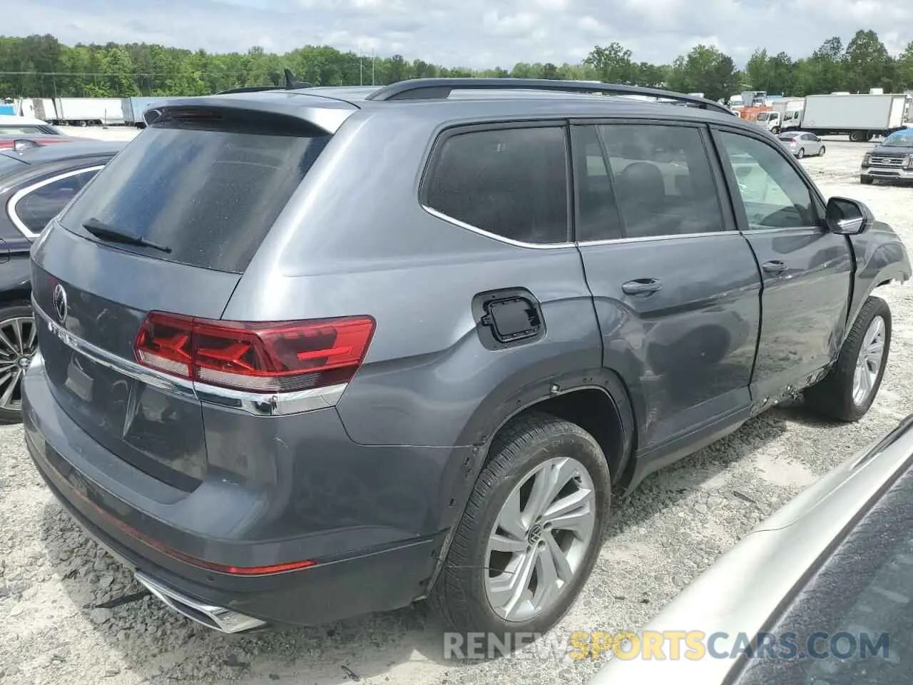 3 Photograph of a damaged car 1V2WR2CA1MC583455 VOLKSWAGEN ATLAS 2021