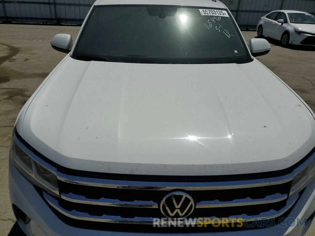 11 Photograph of a damaged car 1V2WR2CA3MC581108 VOLKSWAGEN ATLAS 2021
