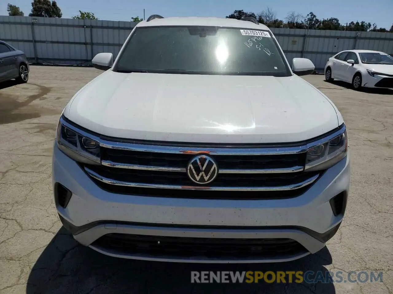 5 Photograph of a damaged car 1V2WR2CA3MC581108 VOLKSWAGEN ATLAS 2021