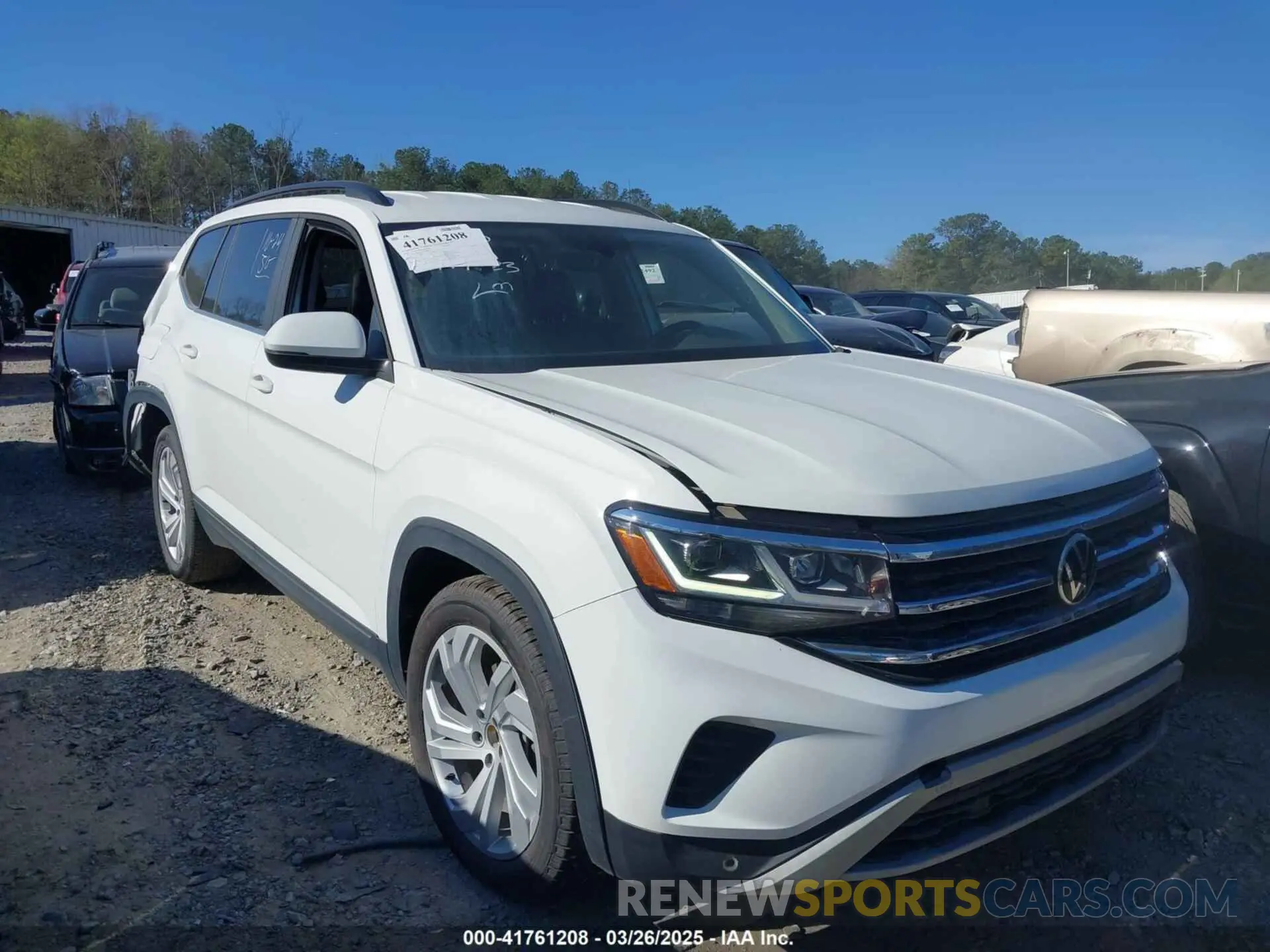 1 Photograph of a damaged car 1V2WR2CA3MC585840 VOLKSWAGEN ATLAS 2021