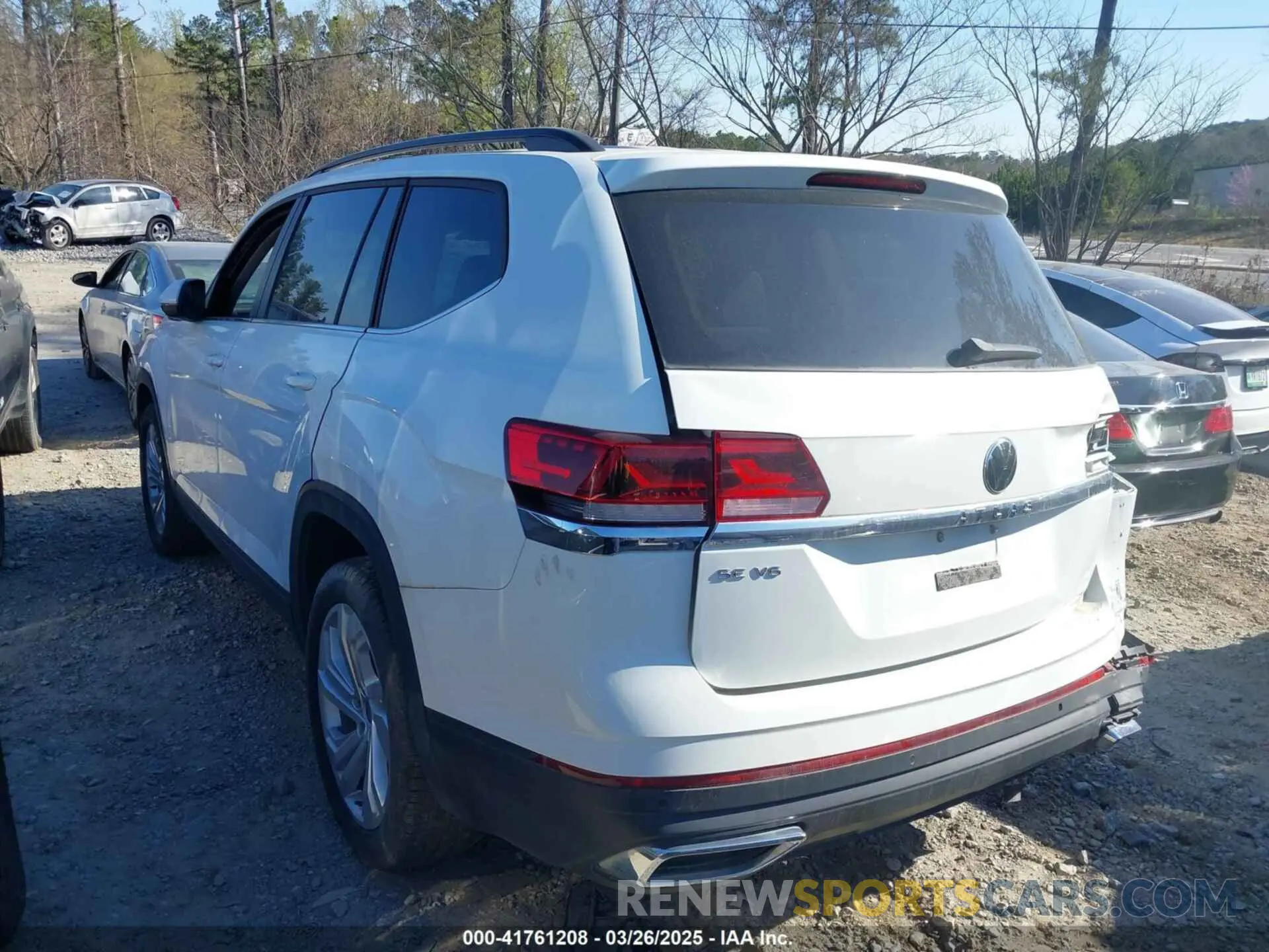 14 Photograph of a damaged car 1V2WR2CA3MC585840 VOLKSWAGEN ATLAS 2021