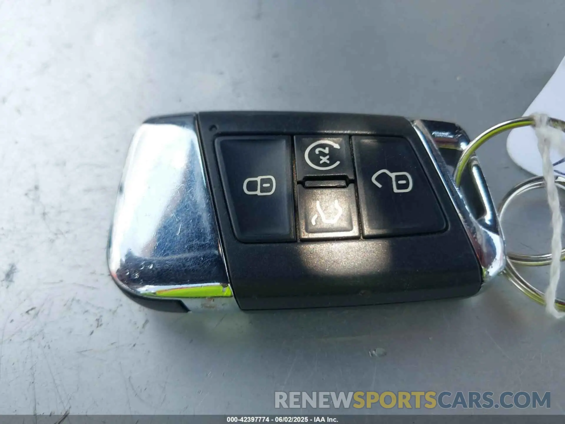 11 Photograph of a damaged car 1V2WR2CA5MC569901 VOLKSWAGEN ATLAS 2021
