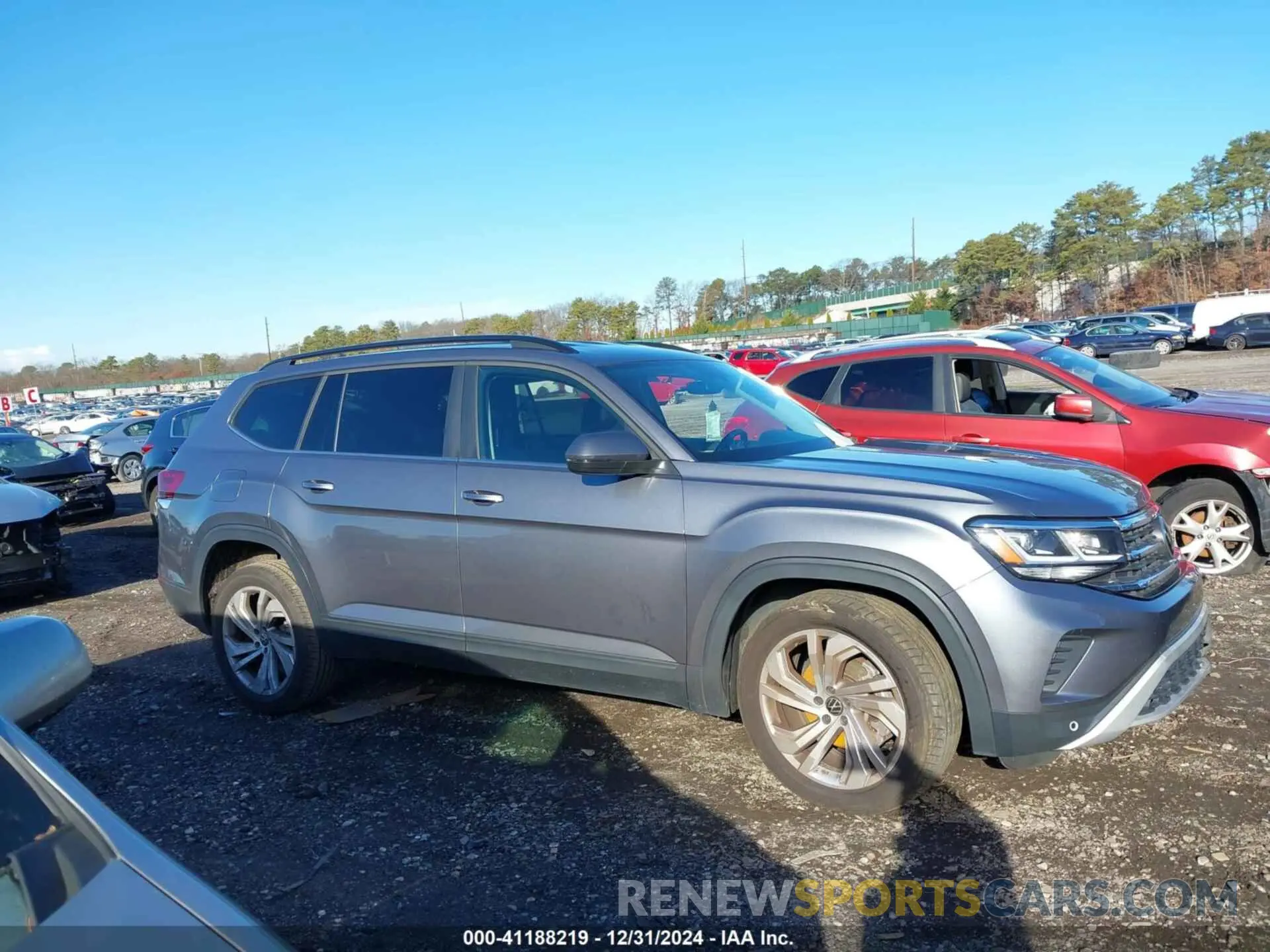 13 Photograph of a damaged car 1V2WR2CA6MC553626 VOLKSWAGEN ATLAS 2021