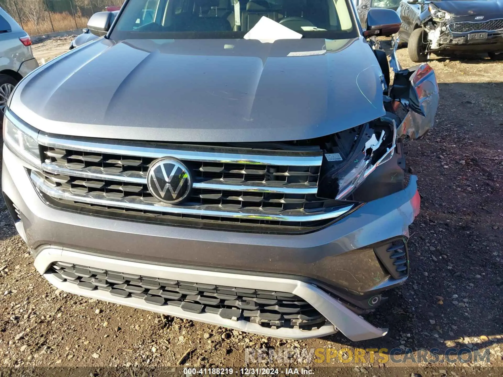 19 Photograph of a damaged car 1V2WR2CA6MC553626 VOLKSWAGEN ATLAS 2021