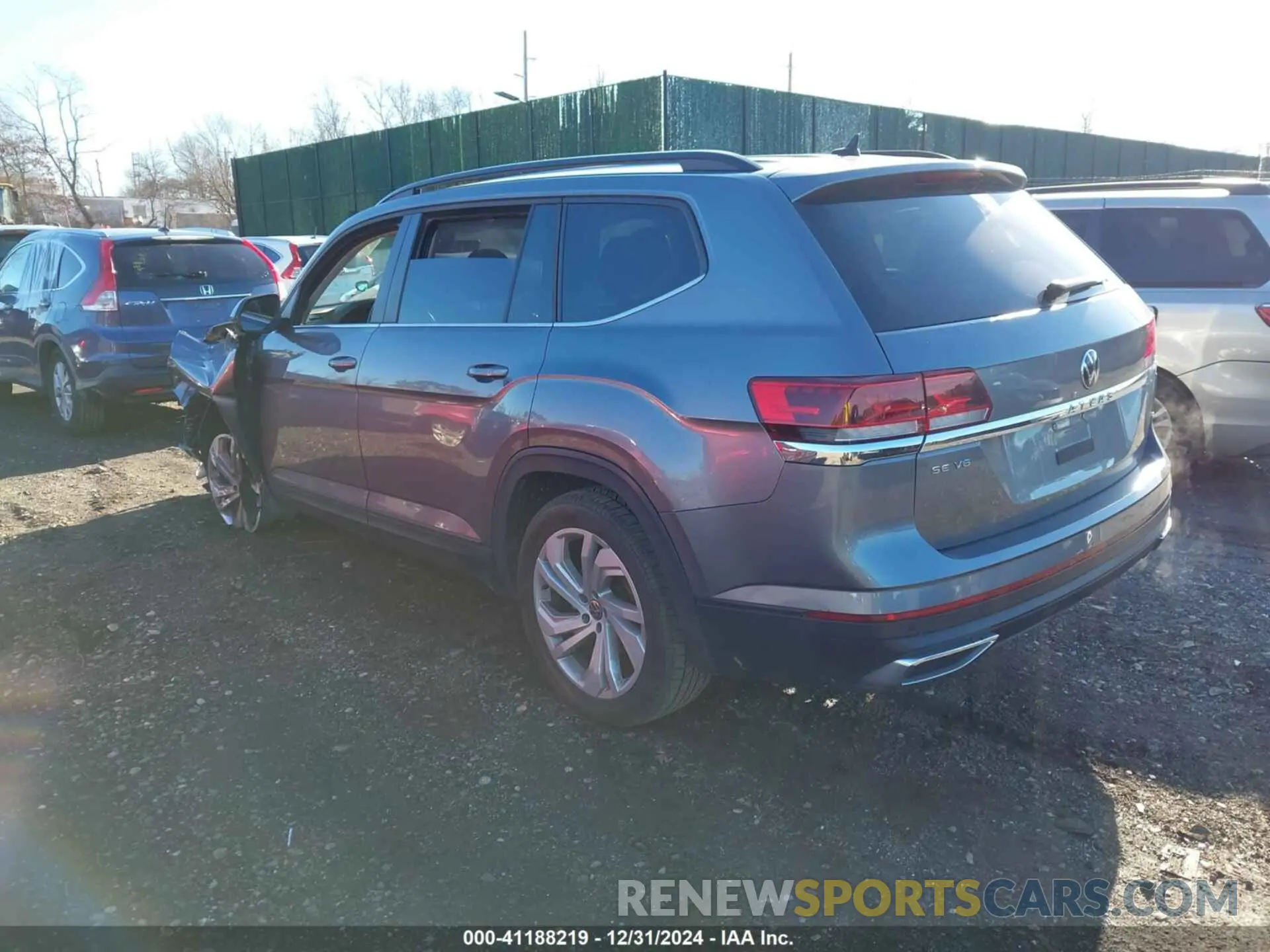 3 Photograph of a damaged car 1V2WR2CA6MC553626 VOLKSWAGEN ATLAS 2021