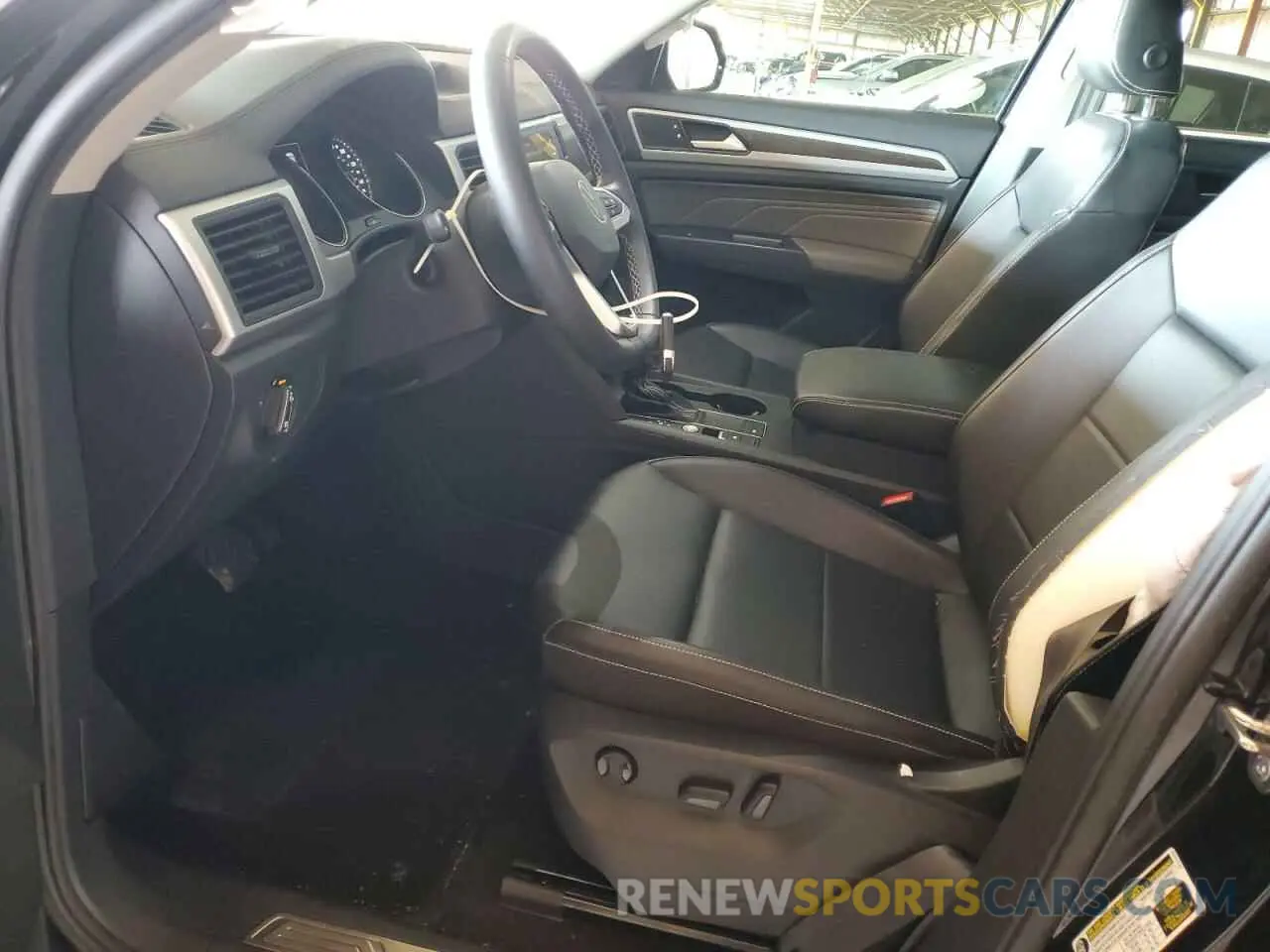 7 Photograph of a damaged car 1V2WR2CA6MC596444 VOLKSWAGEN ATLAS 2021