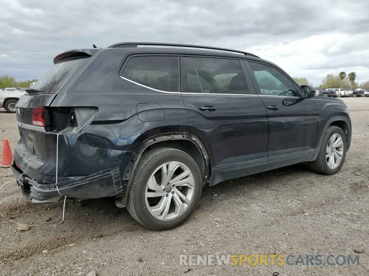3 Photograph of a damaged car 1V2WR2CA8MC537427 VOLKSWAGEN ATLAS 2021