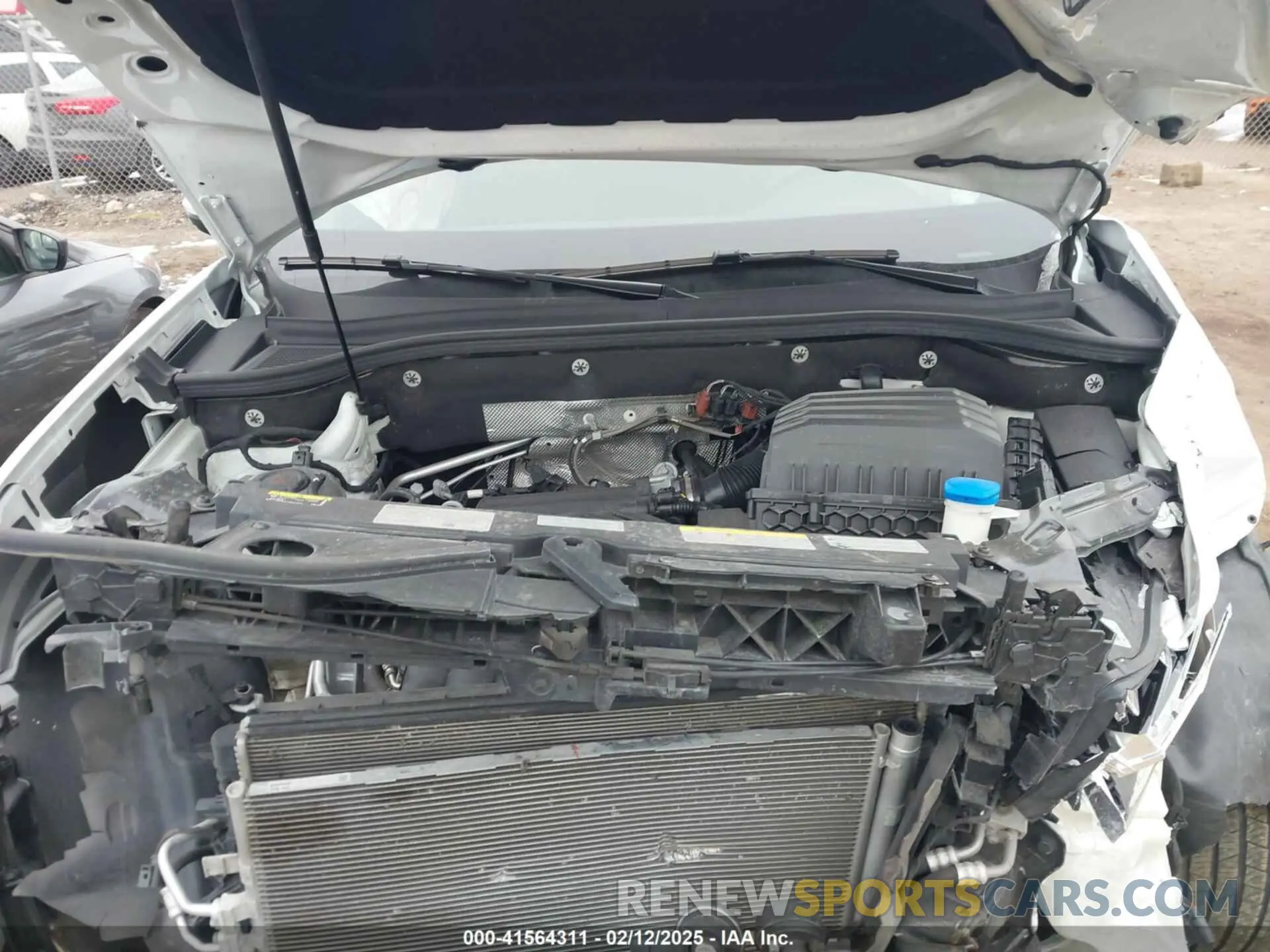 10 Photograph of a damaged car 1V2AR2CA0NC507334 VOLKSWAGEN ATLAS 2022