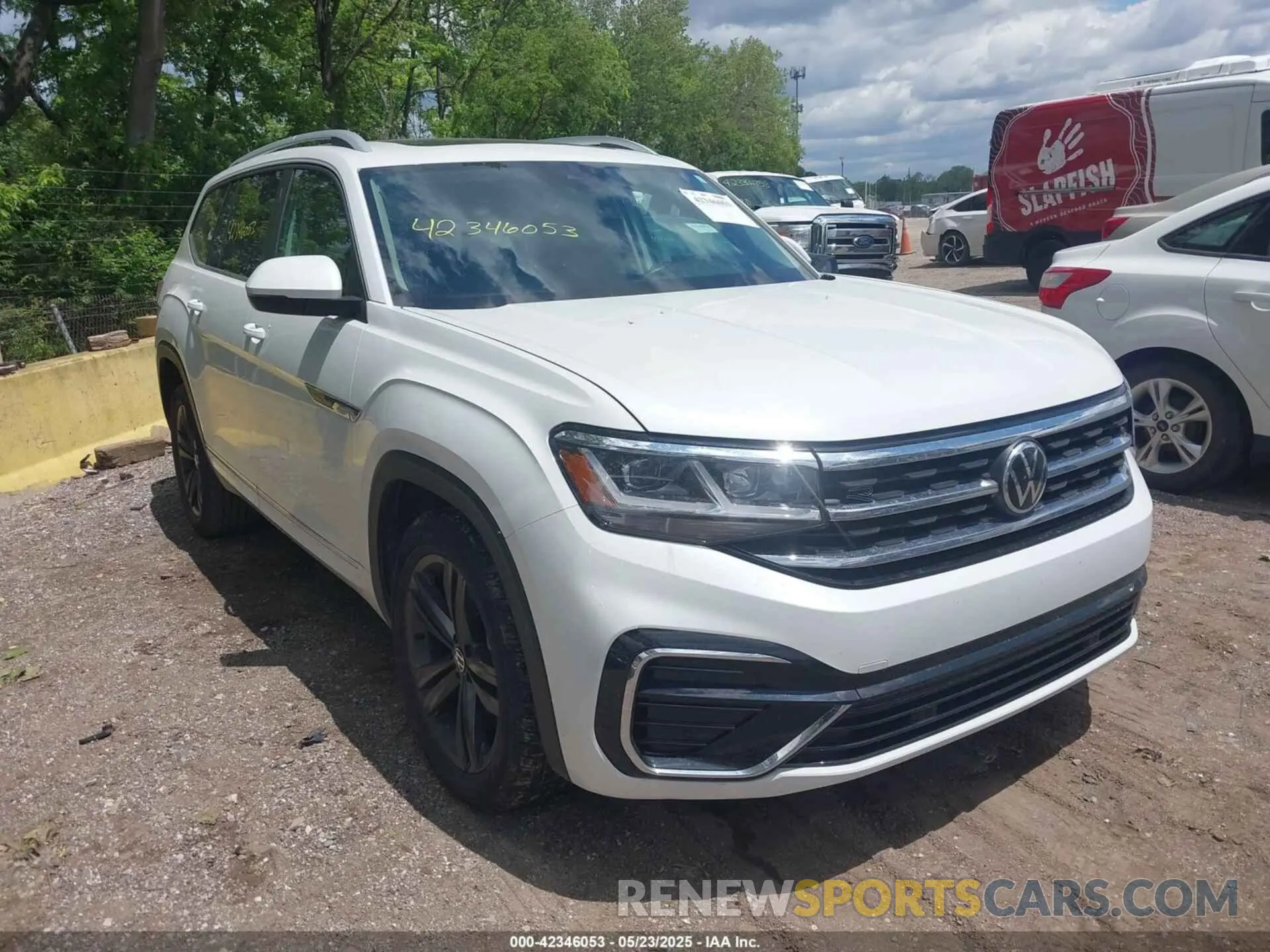 1 Photograph of a damaged car 1V2AR2CA2NC547804 VOLKSWAGEN ATLAS 2022